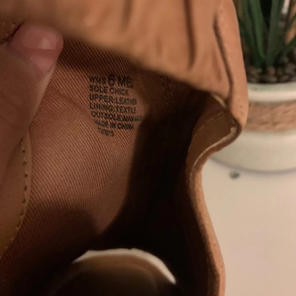 Kenneth Cole Reaction Tan Leather Wedges - Picture 6 of 8